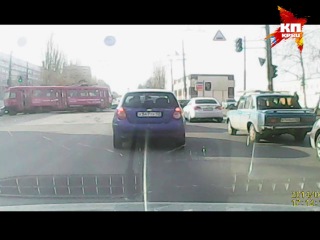 a tram derailed on sormovskoye highway